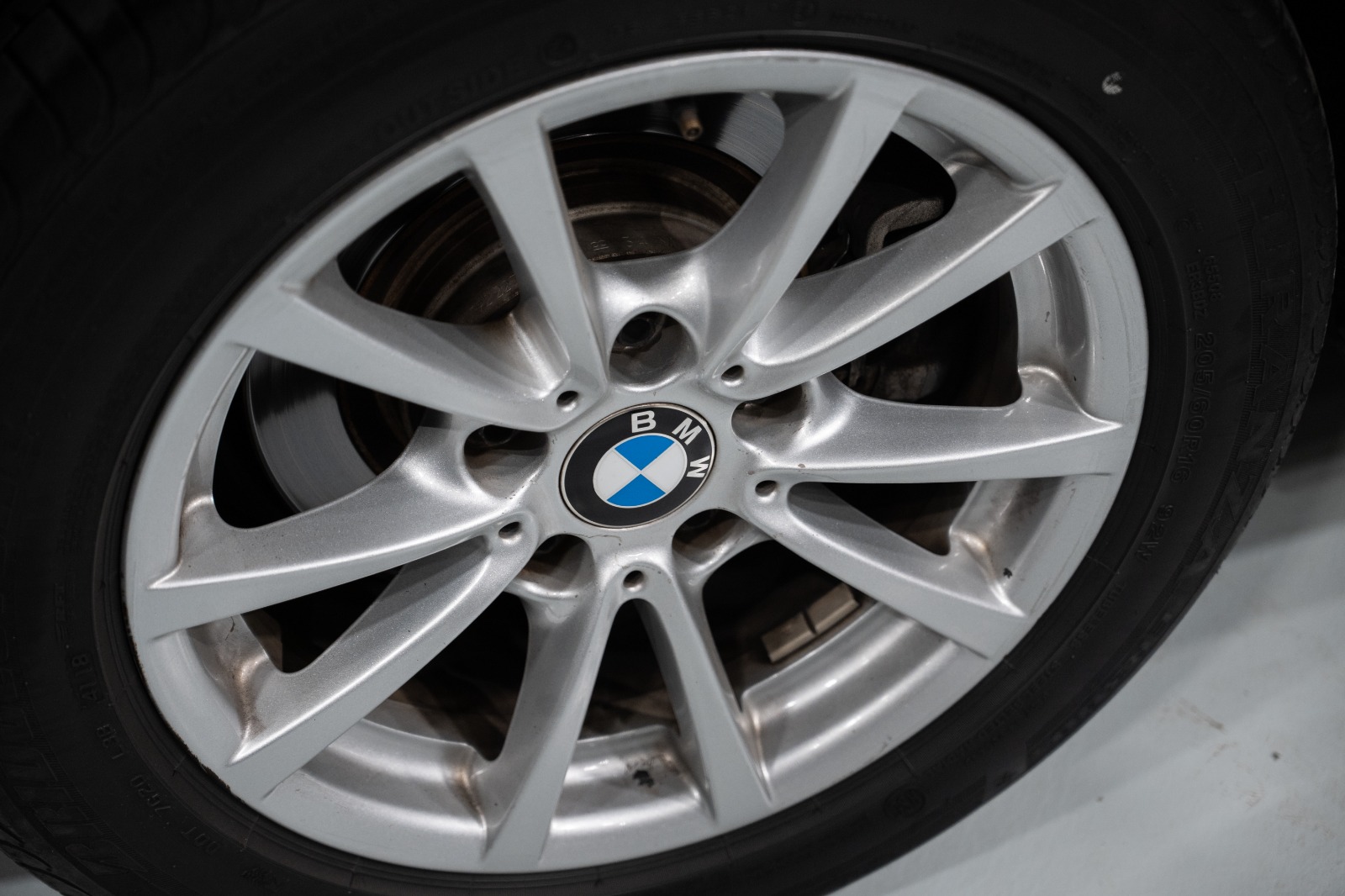 BMW 318i Exclusive 2019