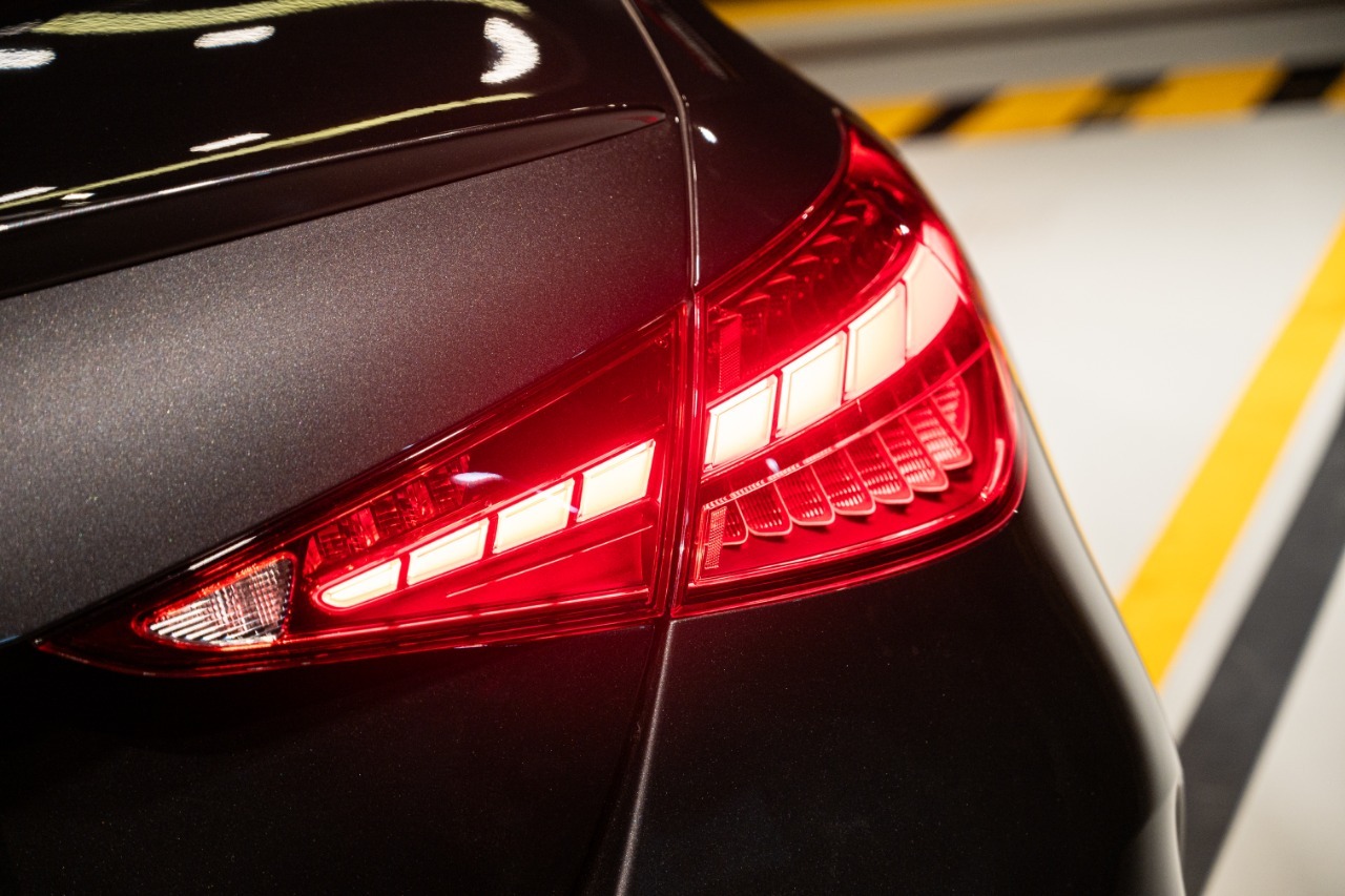 Mercedes C180 AMG 2025