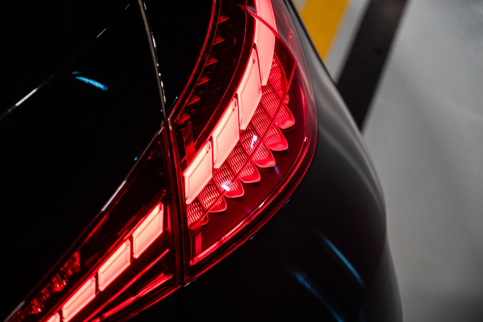 Mercedes C200  AMG  2023