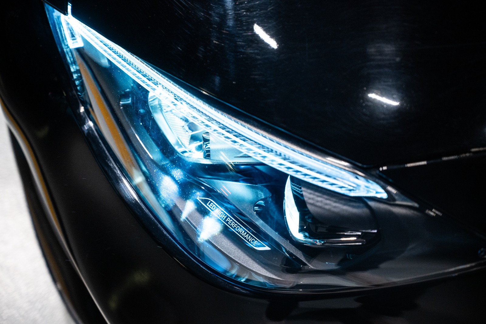 Mercedes C200  AMG  2023